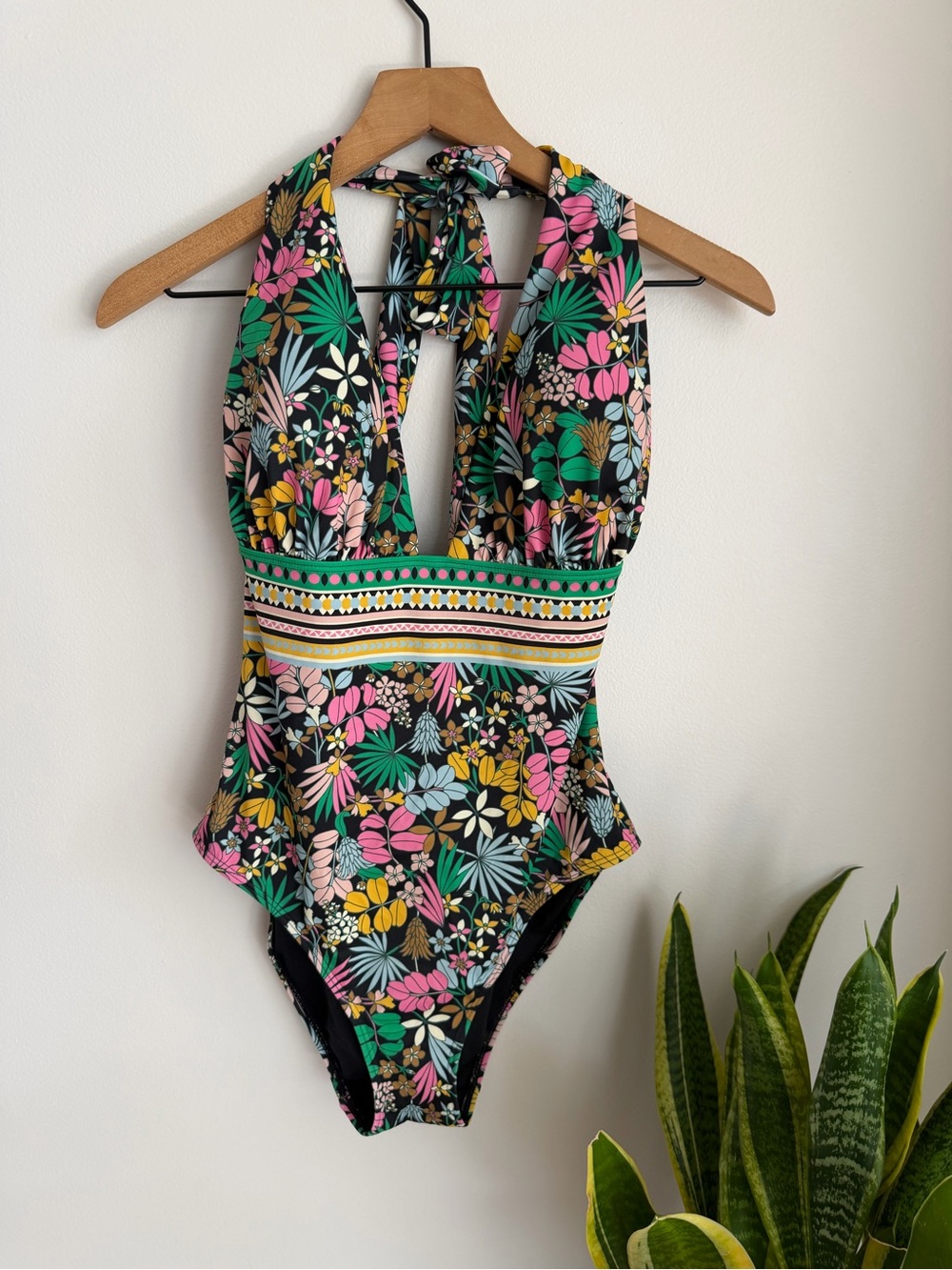 Boden Deep V-Neck One Piece Swim Suit Size 10 Floral Colorful Black Pink Green - Picture 2 of 8